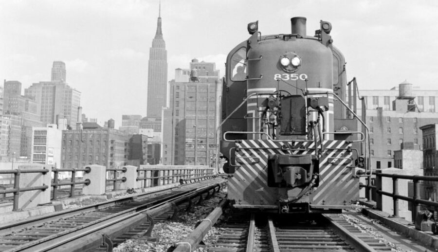 NYC: Chelsea Market, Meatpacking, High Line Food Tour - The High Line is the tour’s scenic finish