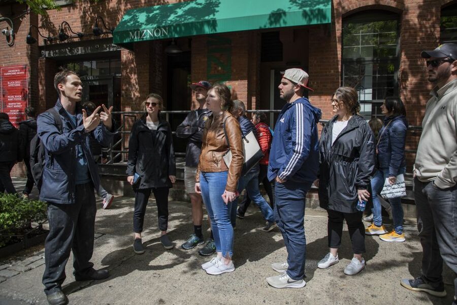 NYC: Chelsea Market, Meatpacking, High Line Food Tour - Practical details that affect your day