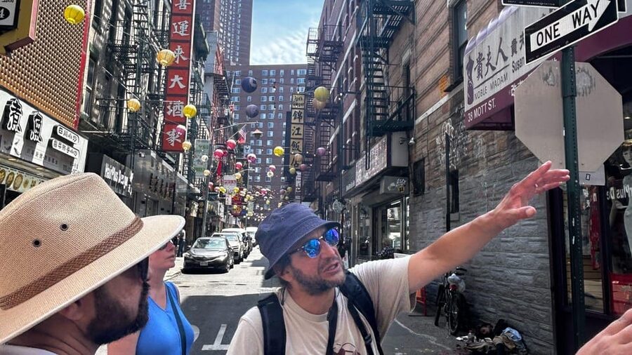 NYC: Chinatown & Little Italy Food Tour (4 Food Stops Incl.) - Starting at Baxter and Canal Streets