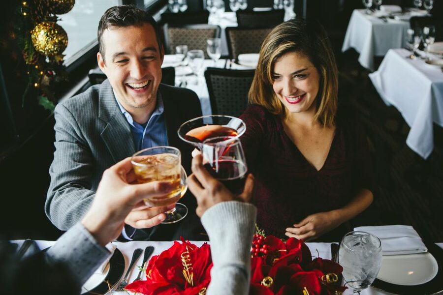 NYC: Christmas Eve Buffet Lunch or Dinner Harbor Cruise - Finding your seat and settling into the dining room