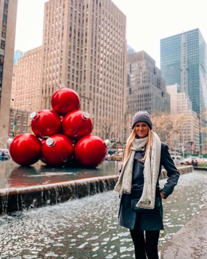NYC: Christmas Holiday Guided Walking Tour with Dessert - Pace, clothing, and family considerations