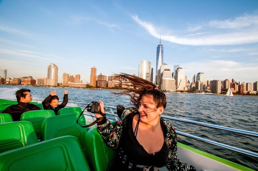 NYC: Circle Line "The Beast" Midtown/Downtown Speedboat Ride - Is $34 good value?