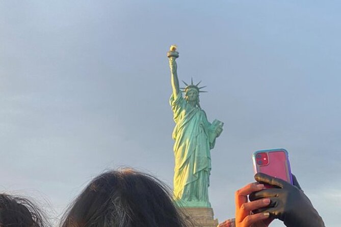 NYC Combo: Statue of Liberty Cruise, St Patrick's Cathedral & Moma entrance - Three New York icons, three different kinds of sightseeing