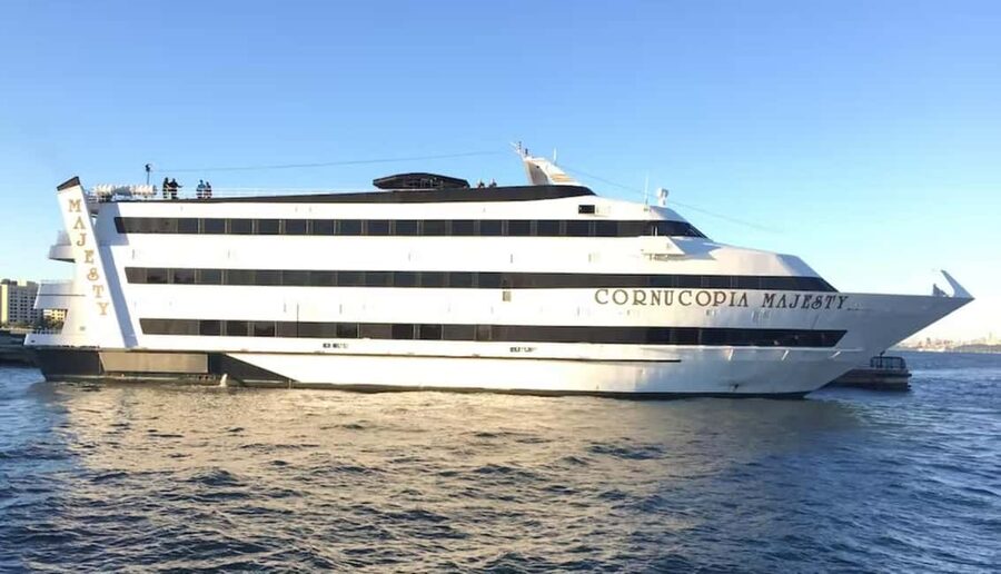 NYC: Cornucopia Majesty New Year's Eve Party Cruise - Key points to know before booking