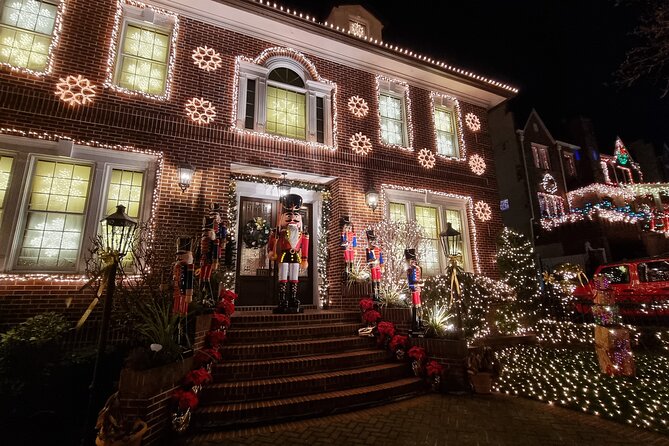NYC: Dyker Heights Christmas Lights Express Hot Coco+Santa Cookie - Seeing Dyker Heights after dark