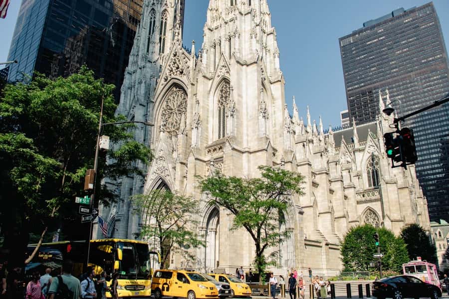 NYC: East Village & Midtown Irish History Walking Tour - Why this Irish history walk feels different