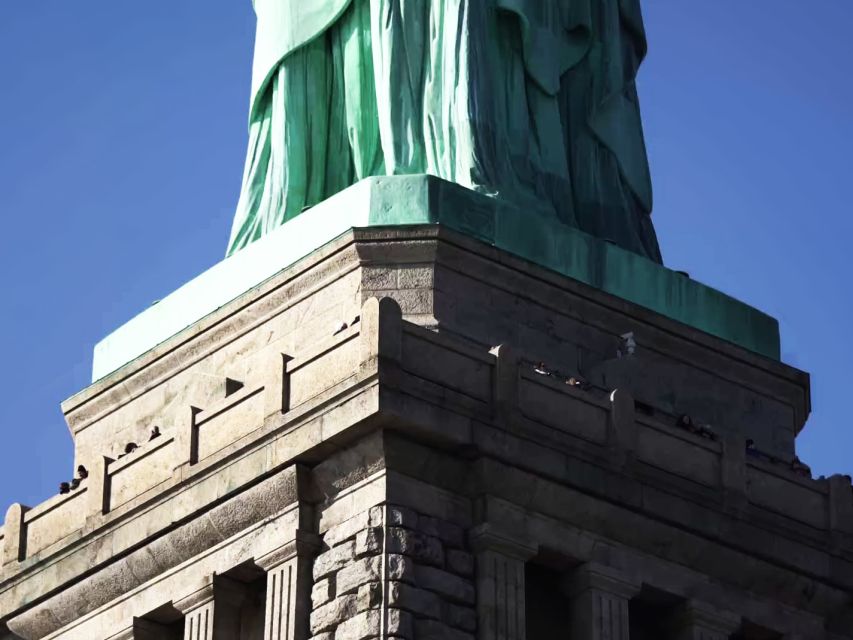NYC: Ellis Island Private Tour with Liberty Island Access - The Ferry Ride and the Value of Timing
