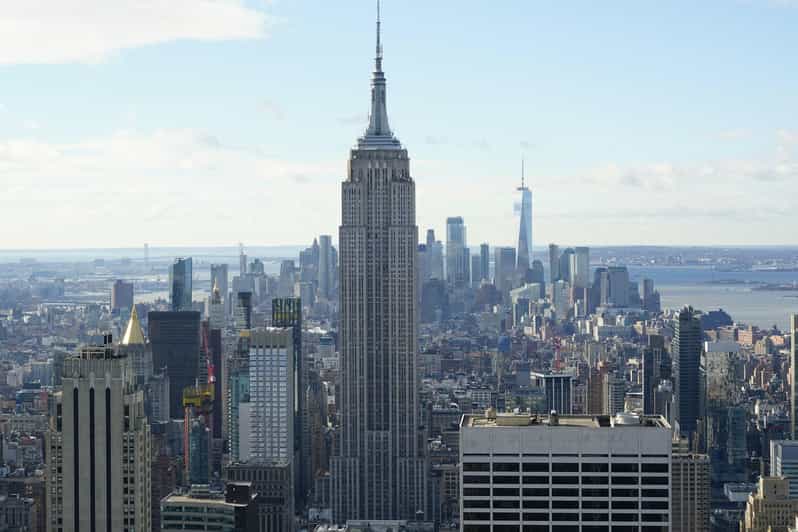 NYC: Empire State Building & Manhattan Walking Tour - Two hours above Manhattan at the Empire State Building