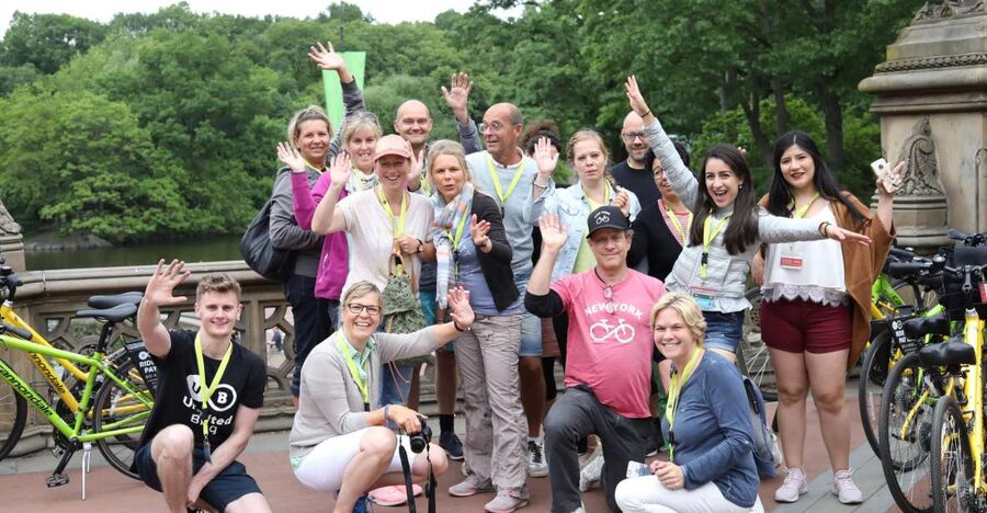 NYC: English or German Central Park Bike Tour & eBike Option - Shakespeare Garden and the park’s quieter side