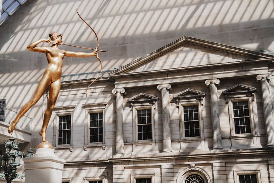 NYC: Express Highlights Tour of the MET Museum - Storytelling that keeps the pace moving