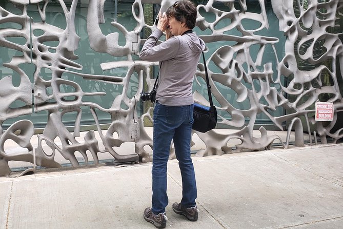 NYC Extremes Downtown Photo Tour with Pro Photographer - What the professional guide adds