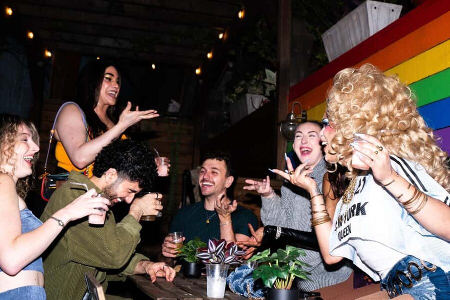 NYC: Fabulous Drag Night Out with a Drag Queen - What makes the show worth the $55 price