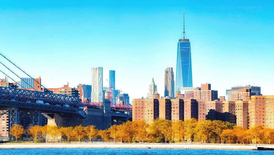NYC: Fall Foliage Cruise with Live Guide - Standard or Premium Admission?