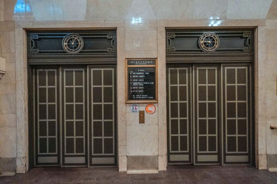 NYC | French guided tour Grand Central & Midtown - Who will get the most from this experience