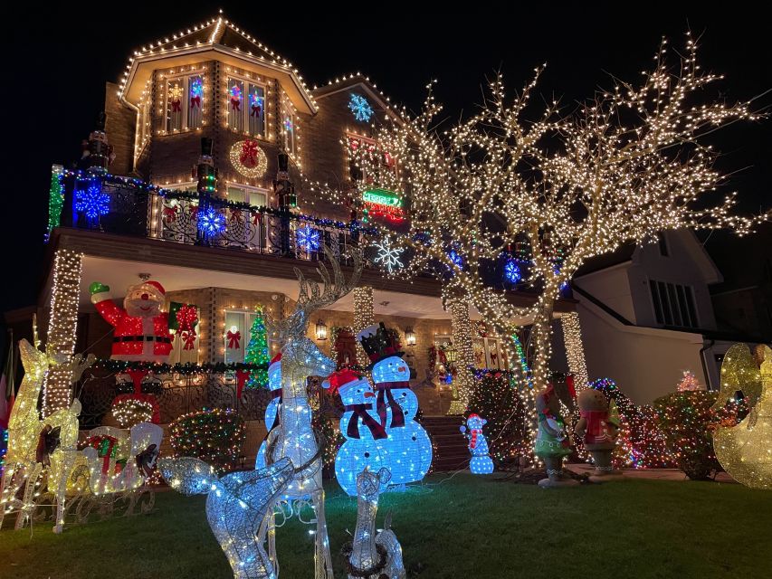 NYC | French guided tour of Christmas in Brooklyn - Brooklyn Heights brings the skyline into view