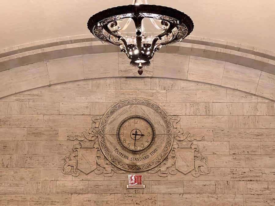 NYC: Grand Central Terminal History and Mysteries - Starting at Track 25