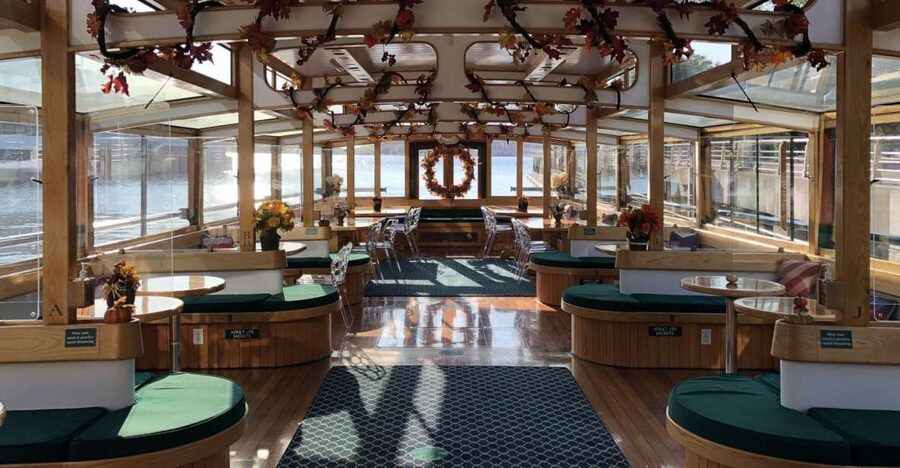 NYC: Grand Palisades Fall Foliage Yacht Tour - The northbound Hudson route