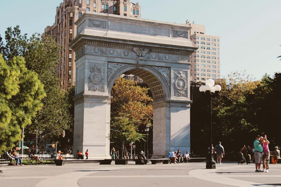 NYC: Greenwich Village Food Tour - What the guide adds to the experience