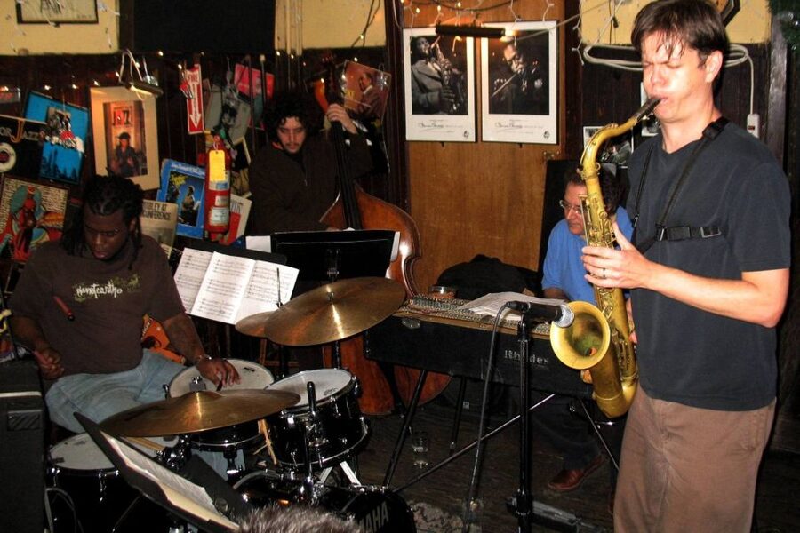 NYC: Greenwich Village Jazz Crawl - Who will get the most from this crawl