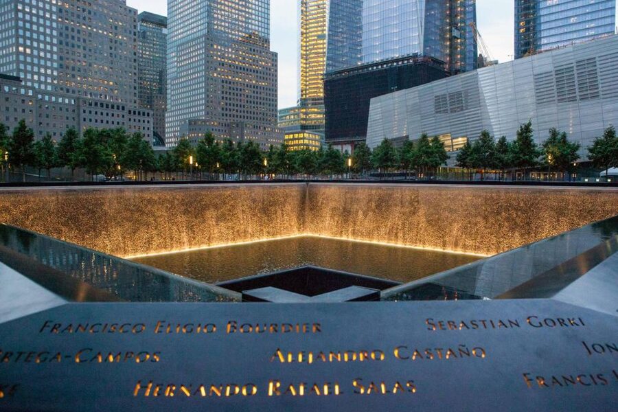 NYC: Ground Zero Walking Tour and 9/11 Museum Ticket - Why the outdoor story matters at Ground Zero