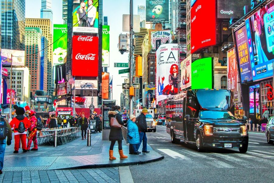 NYC: Guided Bus and Walking Tour with Staten Island Ferry - Key points at a glance