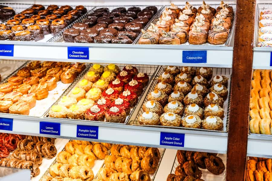 NYC: Guided Delicious Donut Tour with Tastings - Key points to know
