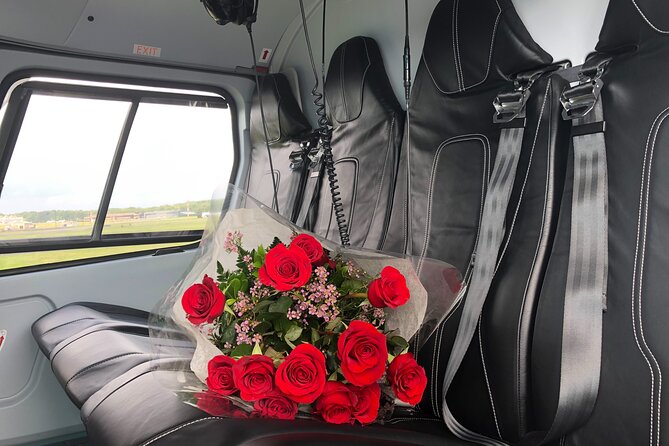 NYC Helicopter Proposal Tour with Photos and Champagne - The ride from Manhattan to Westchester County Airport