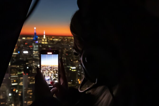 NYC Helicopter Proposal Tour with Photos and Champagne - Choosing the right proposal moment