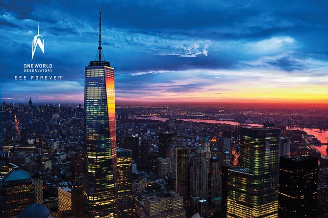 NYC Hop-on Hop-off Downtown Tour plus One Attraction - Empire State Building and Flatiron District