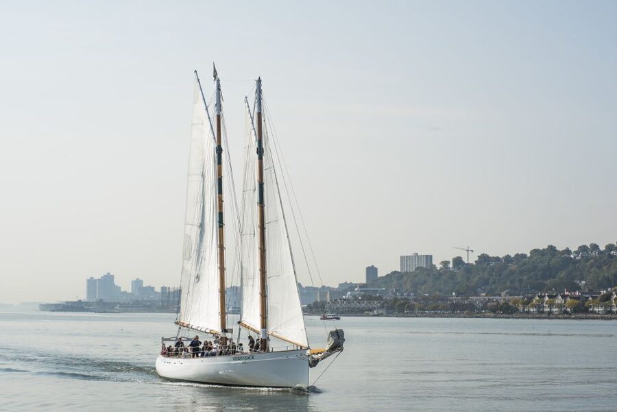 NYC: Hudson River Fall Foliage Sailing Trip - Manhattan’s Upper West Side from the water