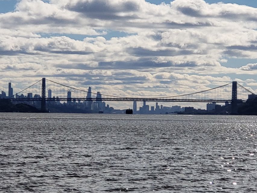NYC: Hudson River Fall Foliage Sailing Trip - A relaxed three-and-a-half-hour outing