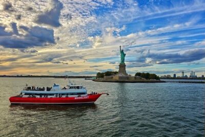 NYC Iconic Landmarks Cruise and Tour