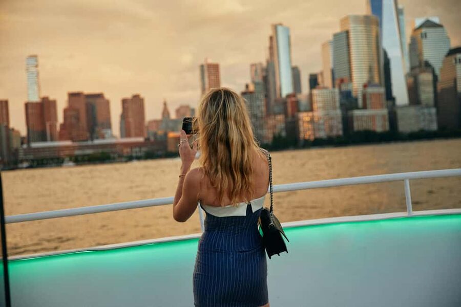 NYC: July 4th Fireworks Cruise + BBQ Buffet on Grand Mariner - Who should book the Grand Mariner cruise?