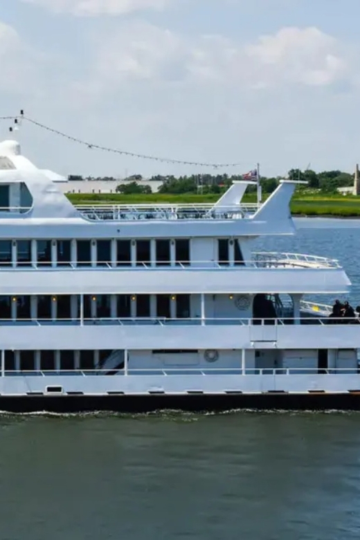 NYC: July 4th Fireworks Party Cruise with BBQ Buffet & Bar - Three decks and 15,000 square feet of views