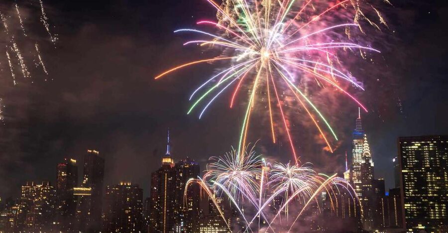 NYC: July 4th Fireworks Party Cruise with BBQ Buffet & Bar - Is $359 a fair price?