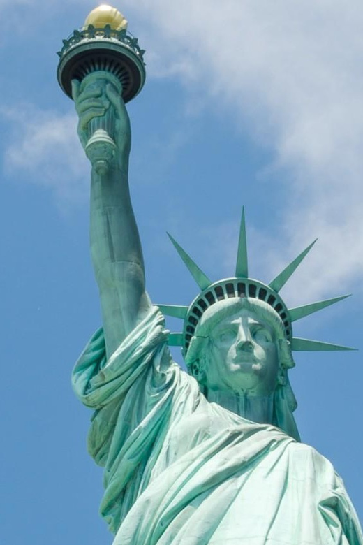 NYC: Liberty Cruise on New York Harbor with Live Guide - Why a short harbor cruise works so well
