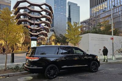 NYC Limousine Tour (New York “NYC Limo Tour” Limo, SUV Or Van )