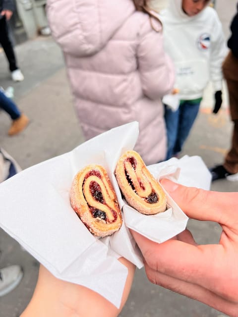 NYC: Lower East Side Walking and Food Tasting Tour - Russ & Daughters and old Lower East Side foodways
