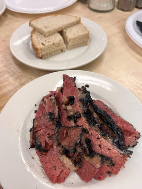 NYC: Lower East Side Walking and Food Tasting Tour - Kossar’s Bagels & Bialys keeps the old bakery tradition alive