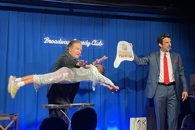 NYC: Magic Show for All Ages - Broadway Magic Hour (Times Square) - Planning the Times Square Connection