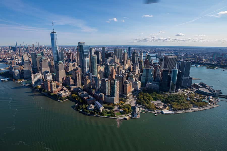 NYC: Manhattan Sightseeing Helicopter Tour - Rockefeller Center, the Empire State Building, and Midtown