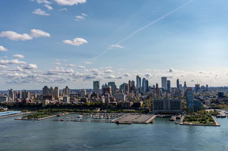 NYC: Manhattan Sightseeing Helicopter Tour - The Brooklyn Bridge from above