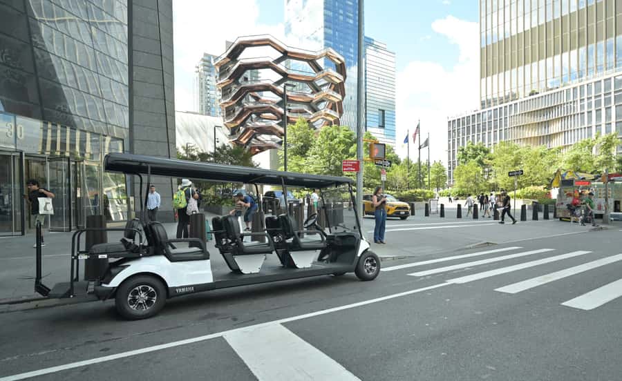 NYC:Midtown,Chelsea &West Village Guided City Tour by E-Cart - Washington Square Park and the West Village