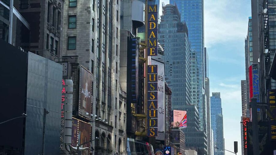 NYC Midtown Manhattan Times Square & Skyscraper Walking Tour - Why this Midtown walk works well