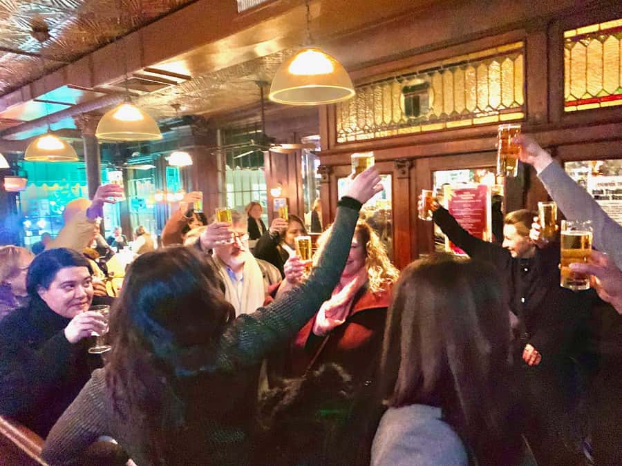 NYC: New Year's Eve Drinks, History and Ball Drop Tour - The final 1920s speakeasy and the four-hour open bar