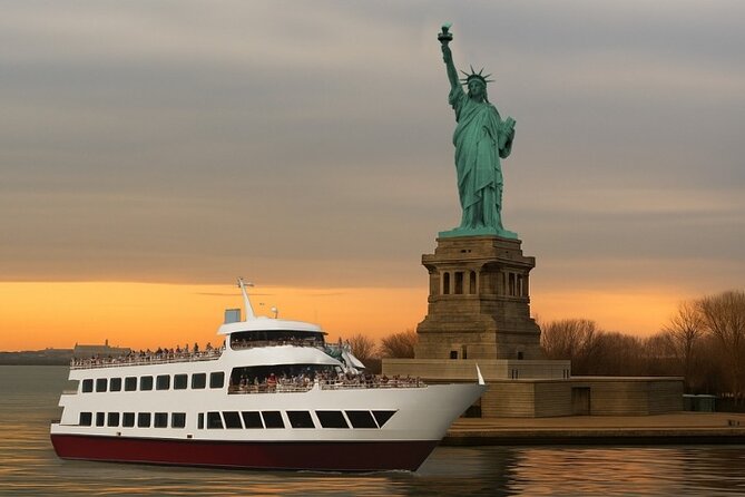 NYC Night Bus Sightseeing Tour with Free Statue of Liberty Cruise - Key points to know before you book