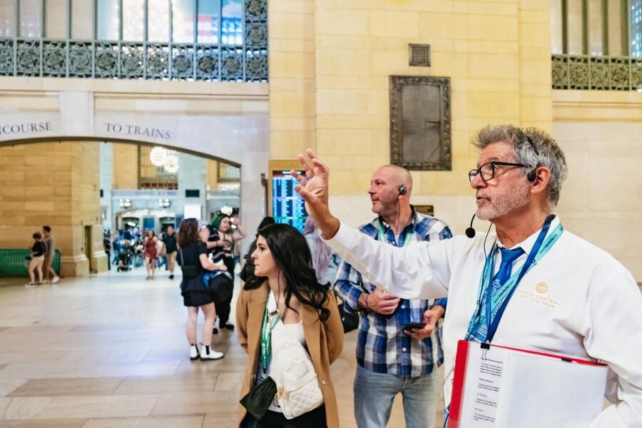 NYC: Official Grand Central Terminal Guided Tour - East 42nd Street and the terminal from outside