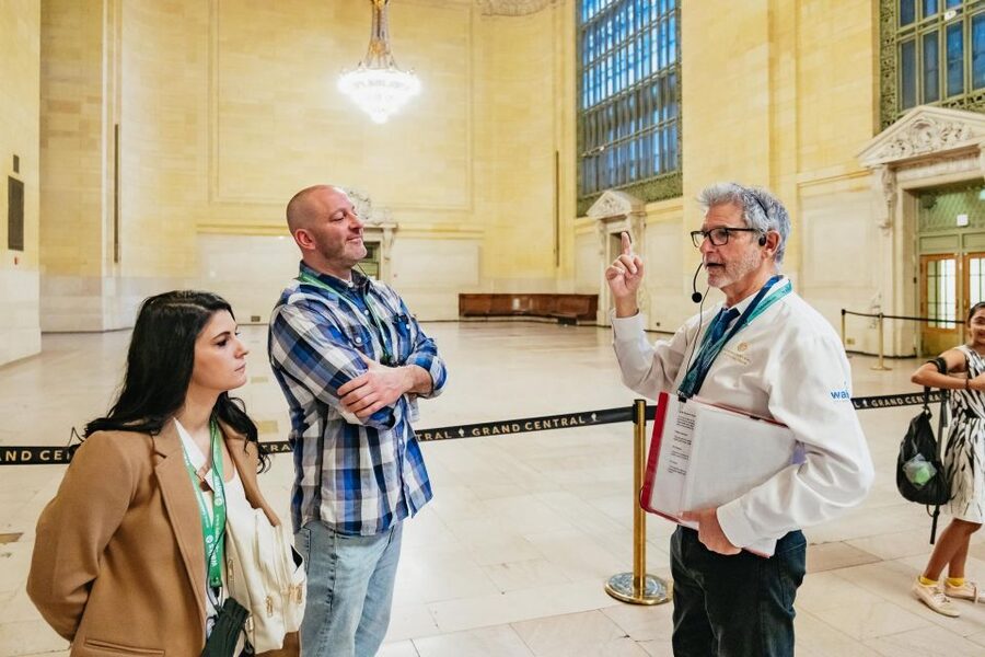 NYC: Official Grand Central Terminal Guided Tour - Grand Central Market closes the walk