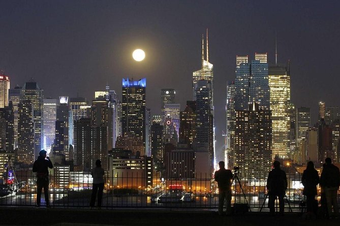 NYC Panoramic: Brooklyn and New Jersey Waterfront Night Tour - Starting near Times Square