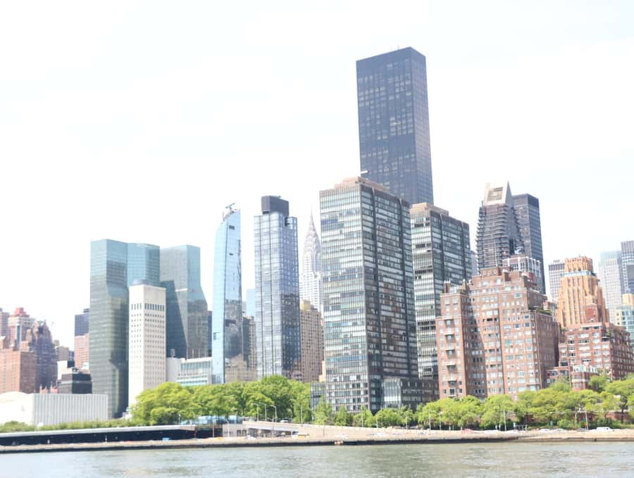 NYC: Panoramic Tour by Air, Water and Land - What the $59 price really buys